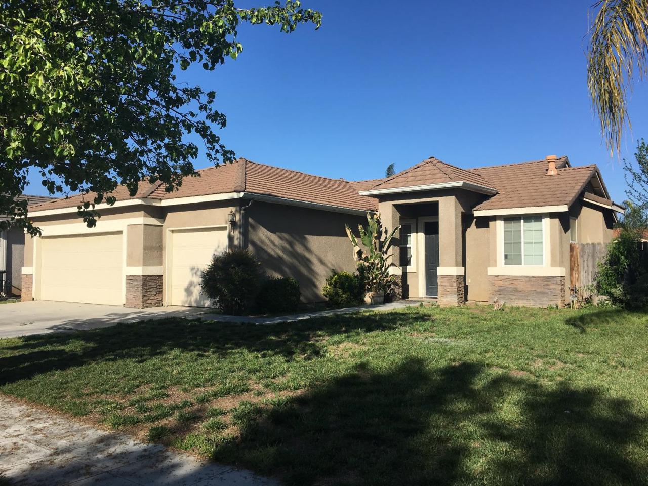 1363 Sylmar Ave - Photo 1