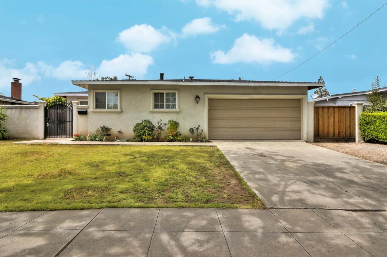 5063 Brewster Ave - Photo 1