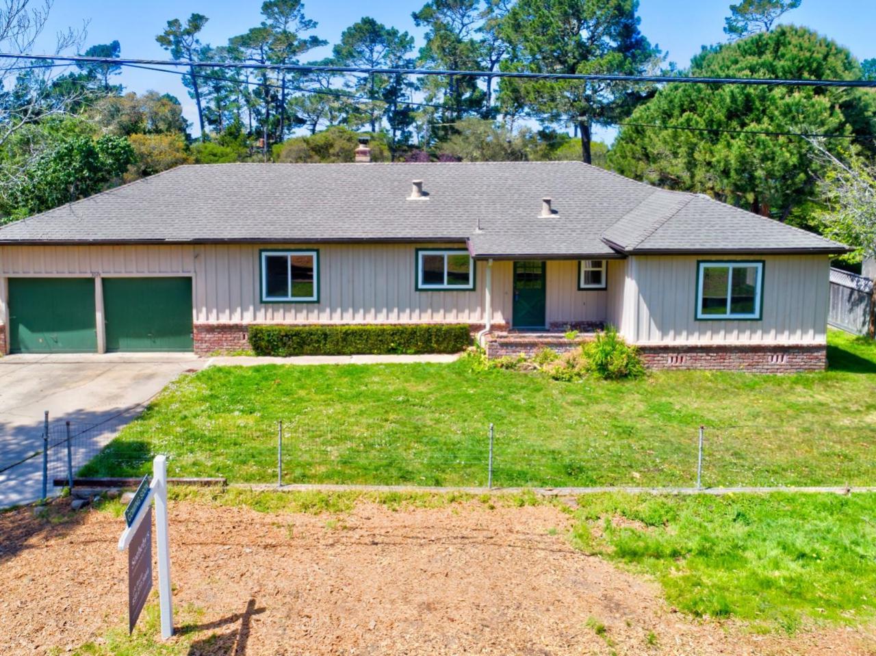 3044 Larkin Rd - Photo 1
