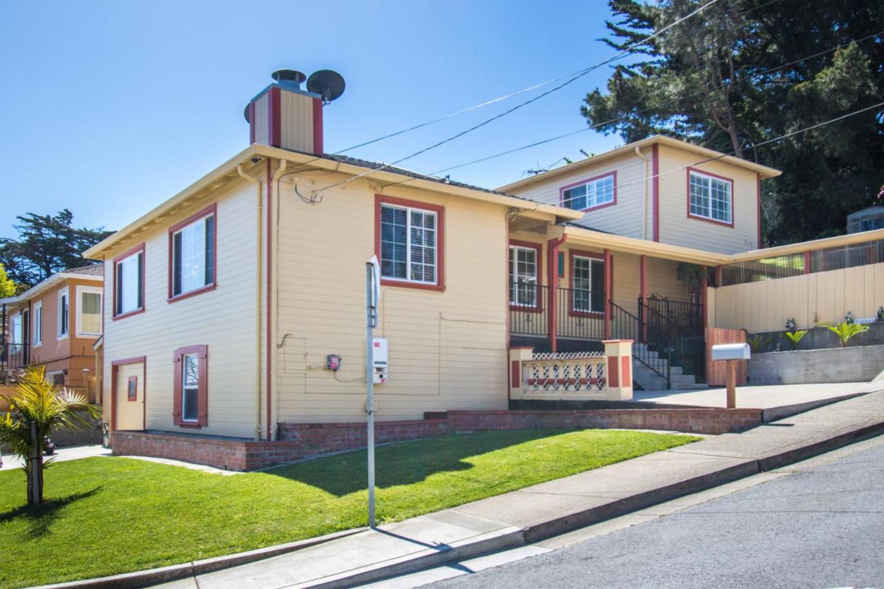 78 Highland Ave - Photo 1
