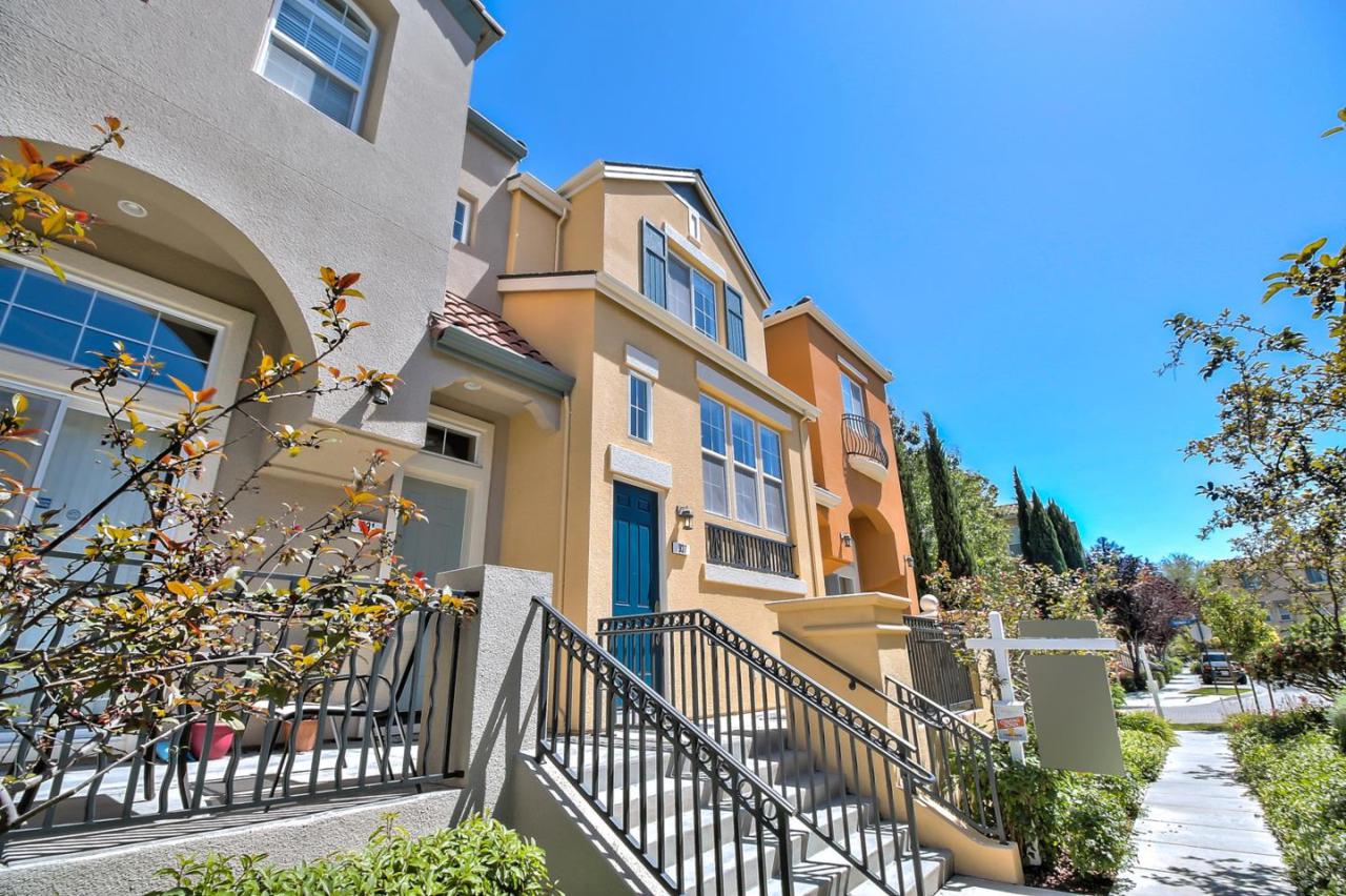 937 Cole Pl - Photo 1