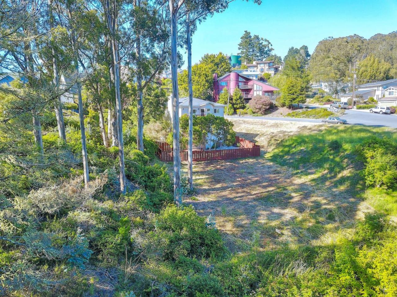 000 Lewis Ave - Photo 1