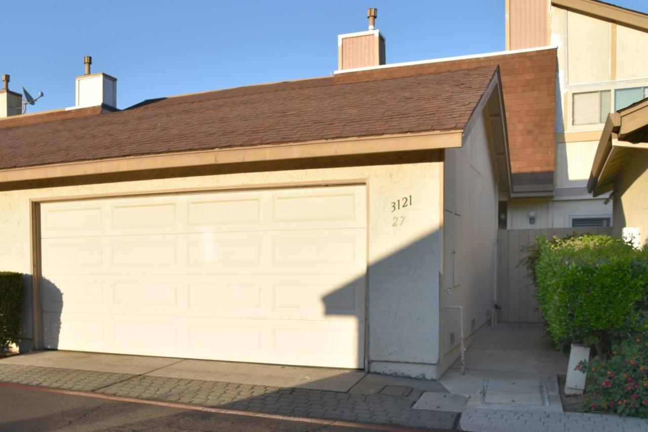 3121 Loma Verde Dr 27 - Photo 1