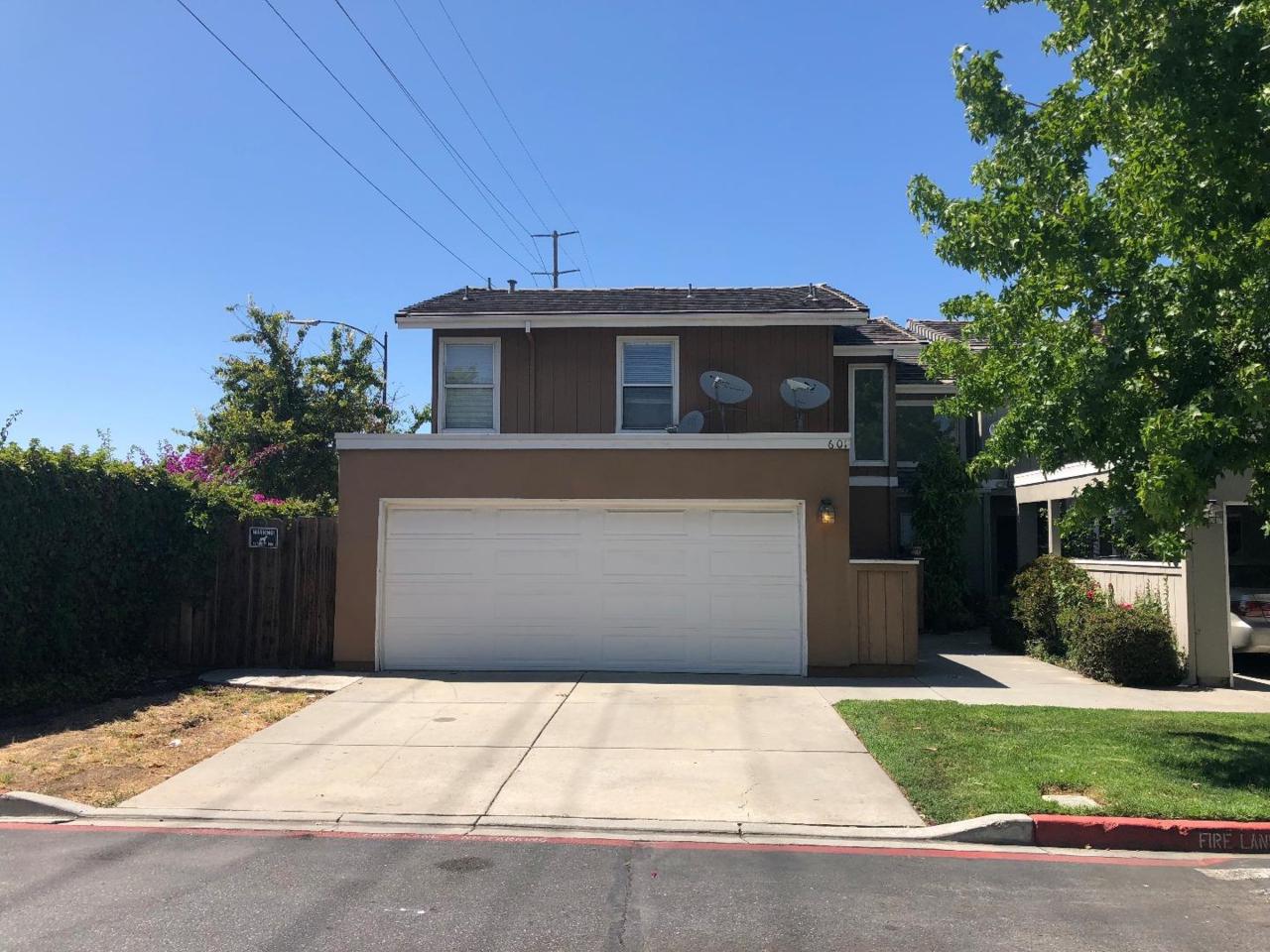 601 Hermes Ct - Photo 1
