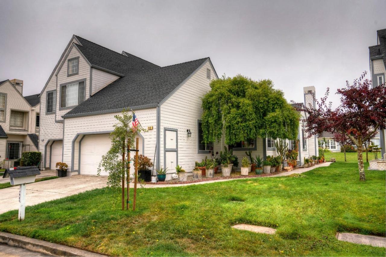 112 Turnberry Rd - Photo 1