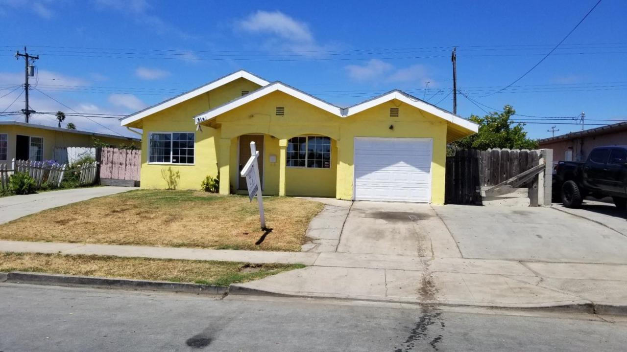 519 Chaparral St - Photo 1