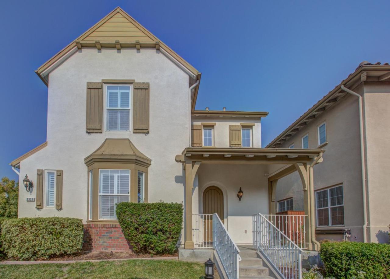 3320 Villa Contessa Ct - Photo 1