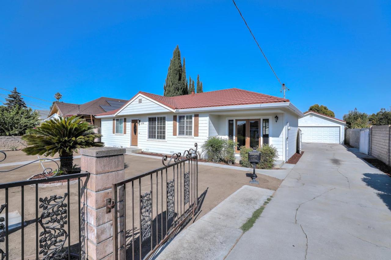 1775 Kammerer Ave - Photo 1