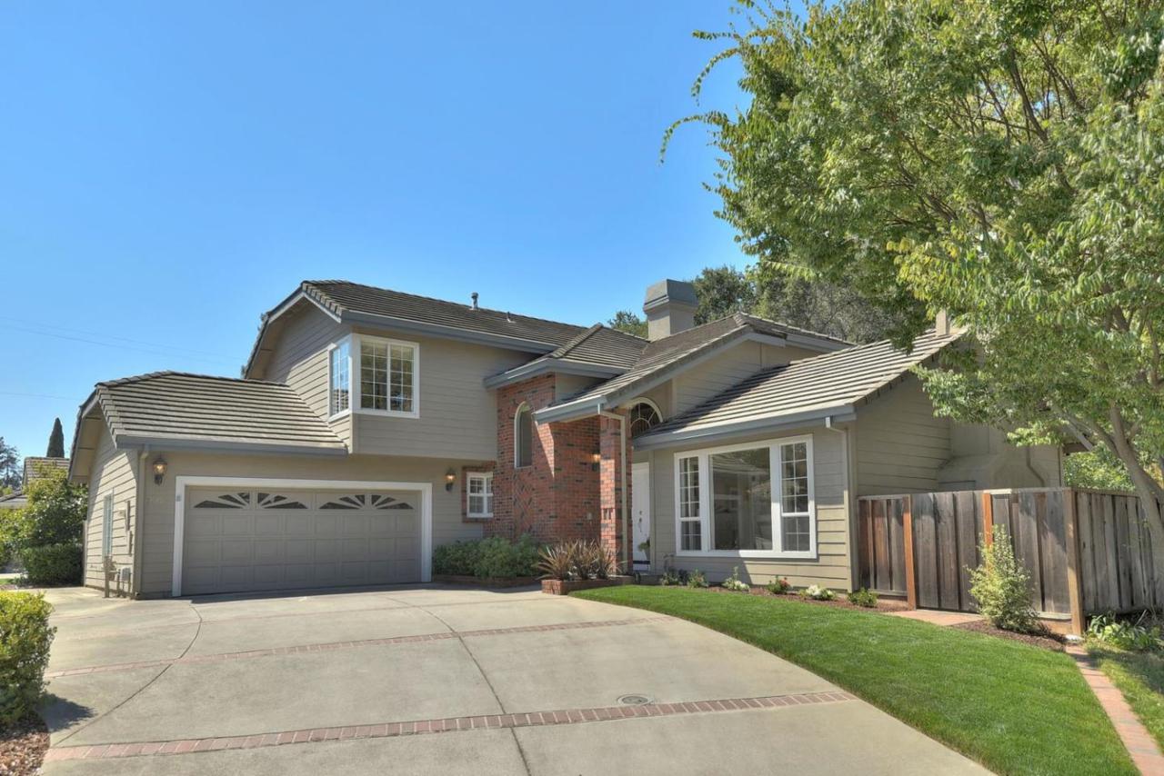 10475 San Fernando Ave - Photo 1