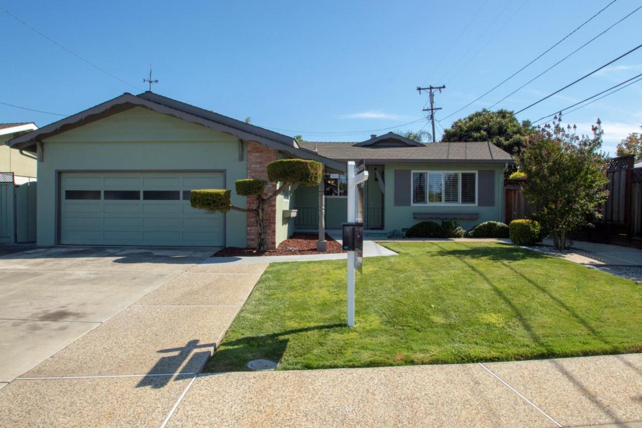 3688 Compton Ln - Photo 1