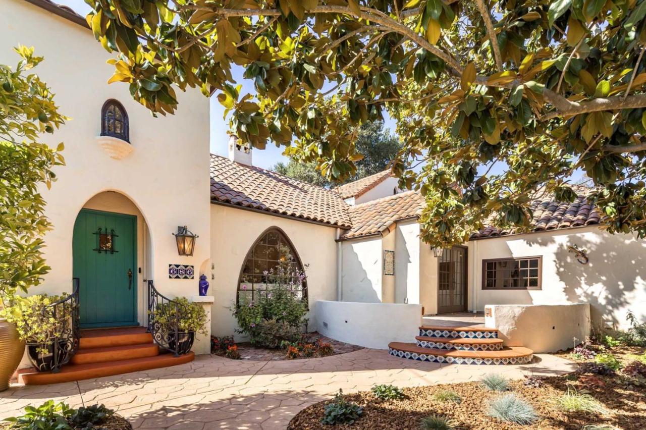686 Matadero Ave - Photo 1