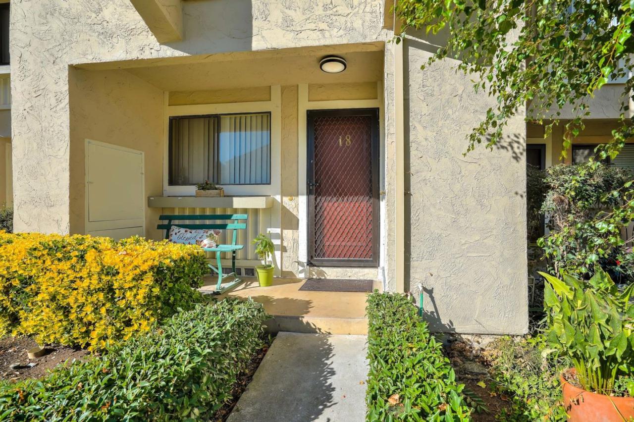 260 Dunne Ave 18 - Photo 1