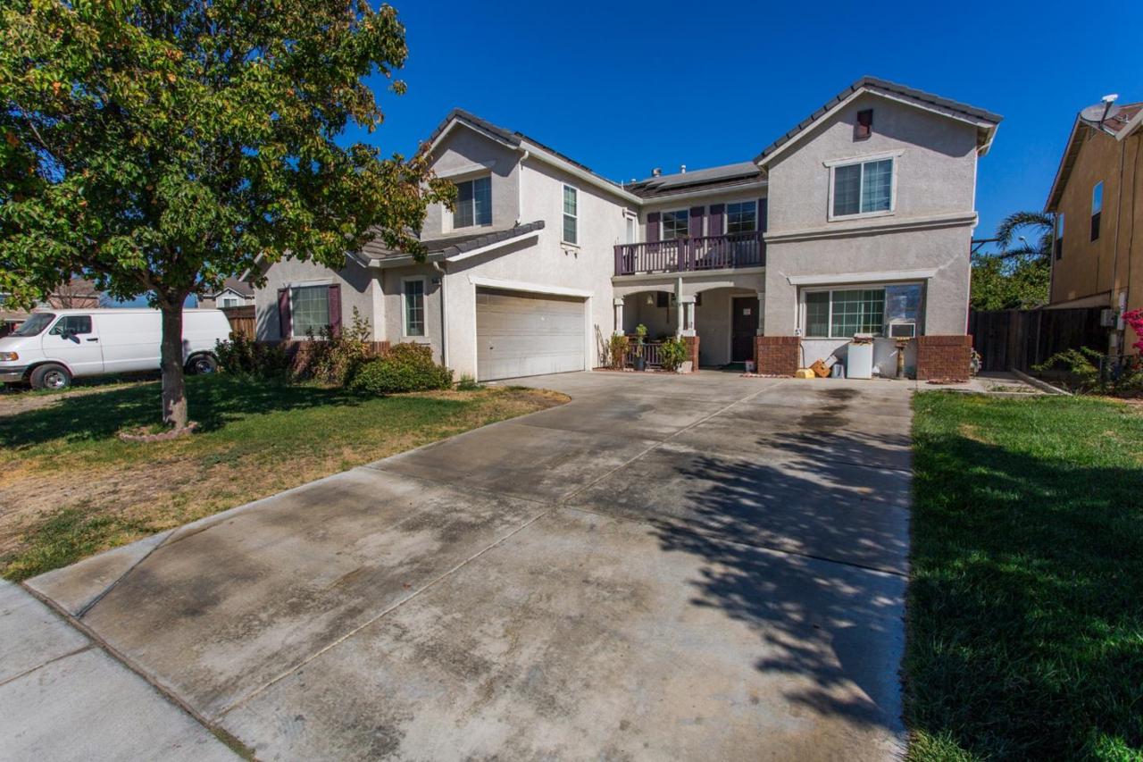2546 Canvasback Dr - Photo 1
