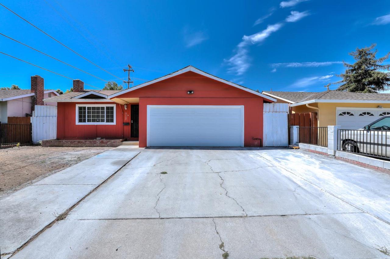 3157 Durant Ave - Photo 1