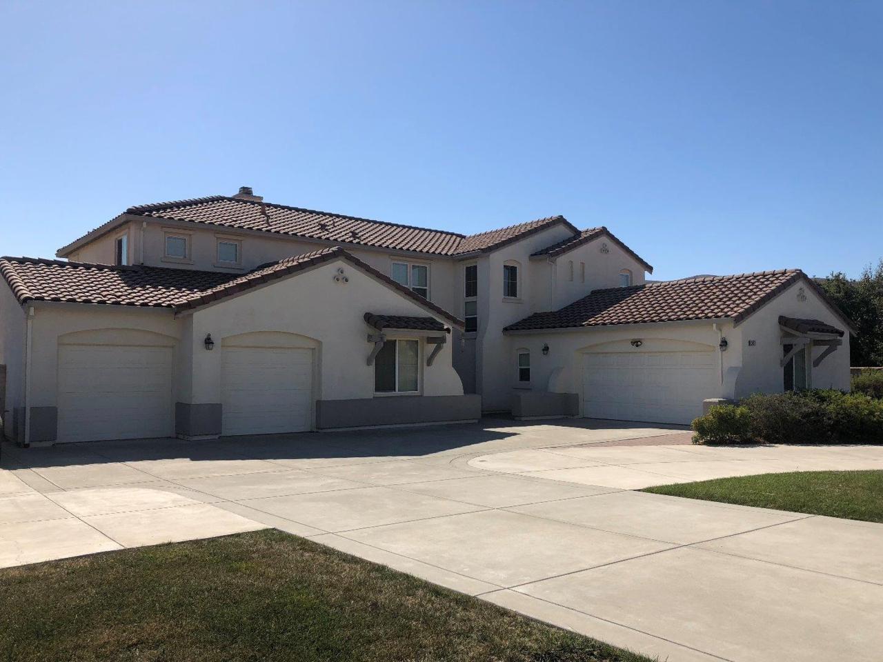 393 Calle San Antonio - Photo 1