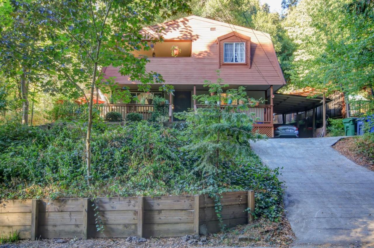 355 Brook Dr - Photo 1