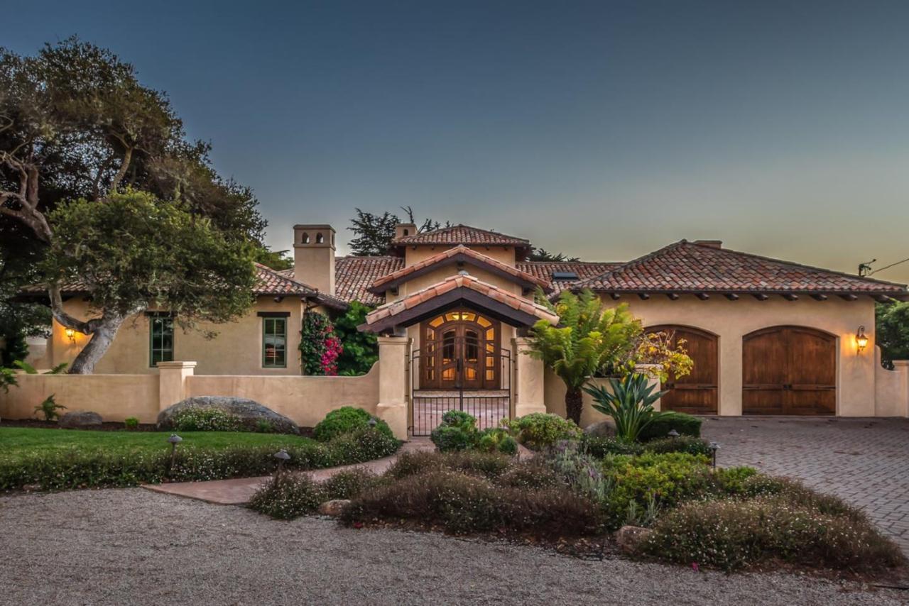 1010 Ocean Rd - Photo 1