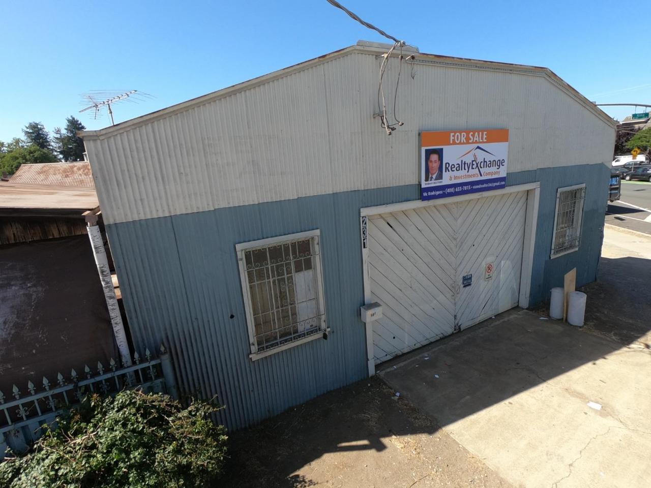 231 Alma Ave - Photo 1