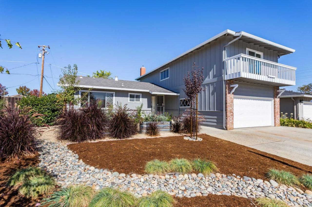 1731 Ewer Dr - Photo 1