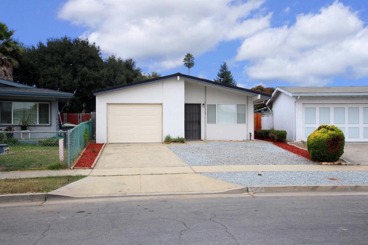510 Argos Cir - Photo 1