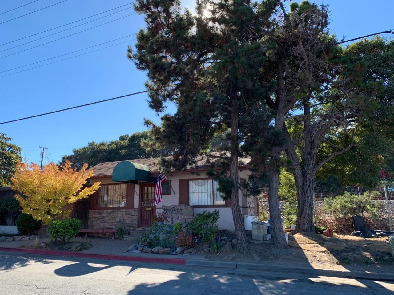 530 Old County Rd - Photo 1