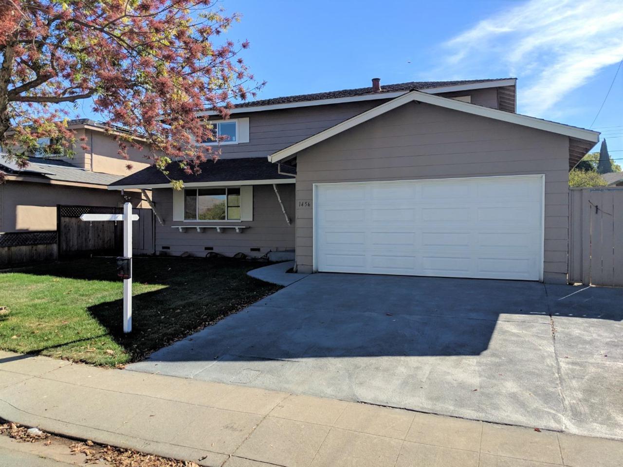 1456 Glacier Dr - Photo 1