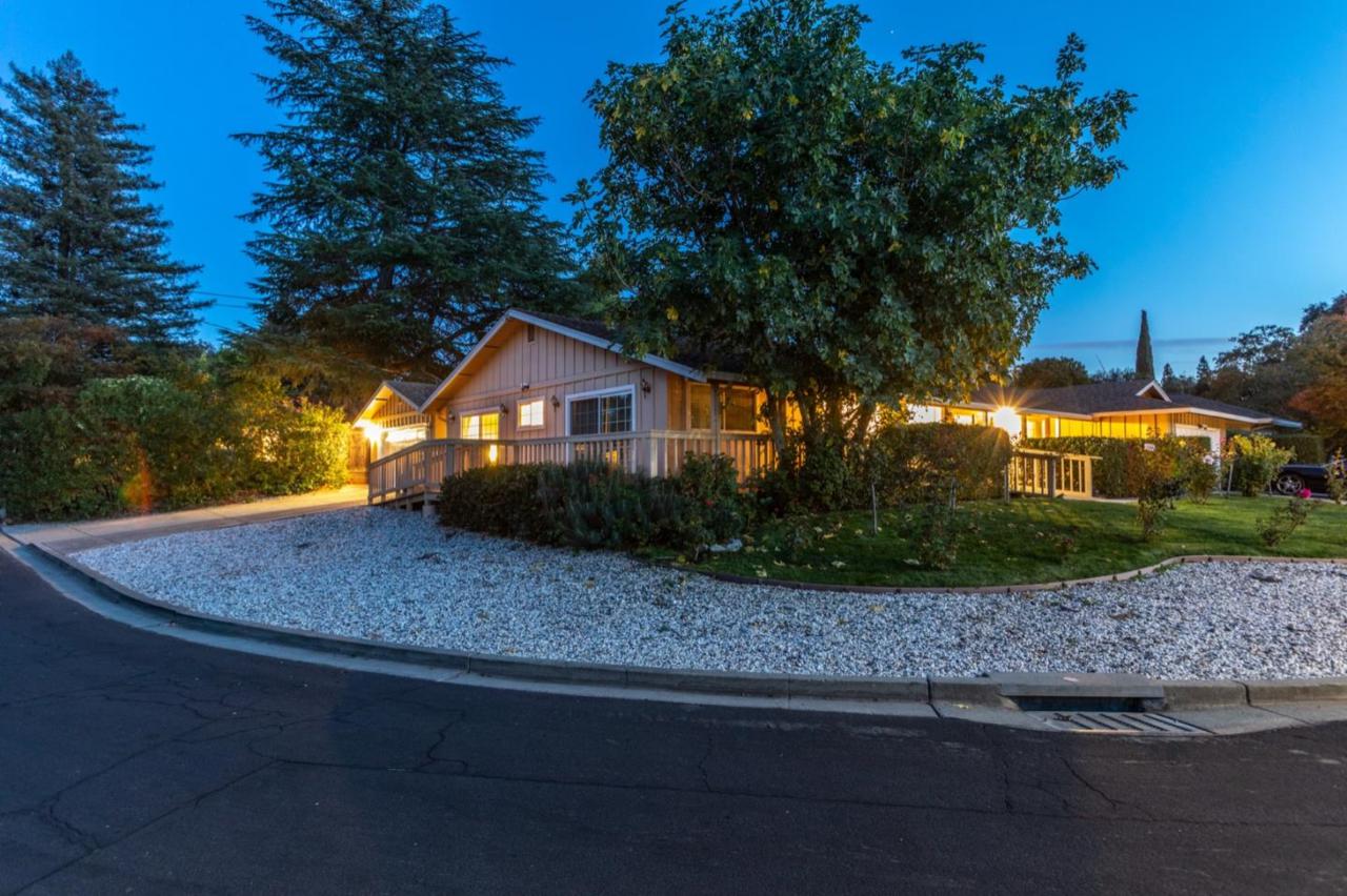147 Calle Nogales - Photo 1