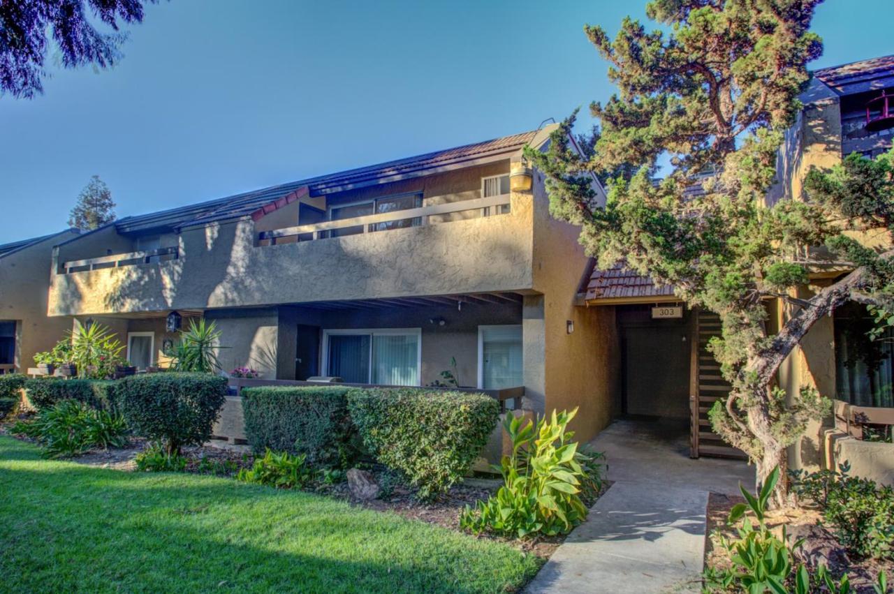 303 Tradewinds Dr 10 - Photo 1