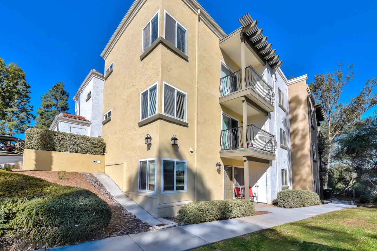 3635 Ash St 7 - Photo 1