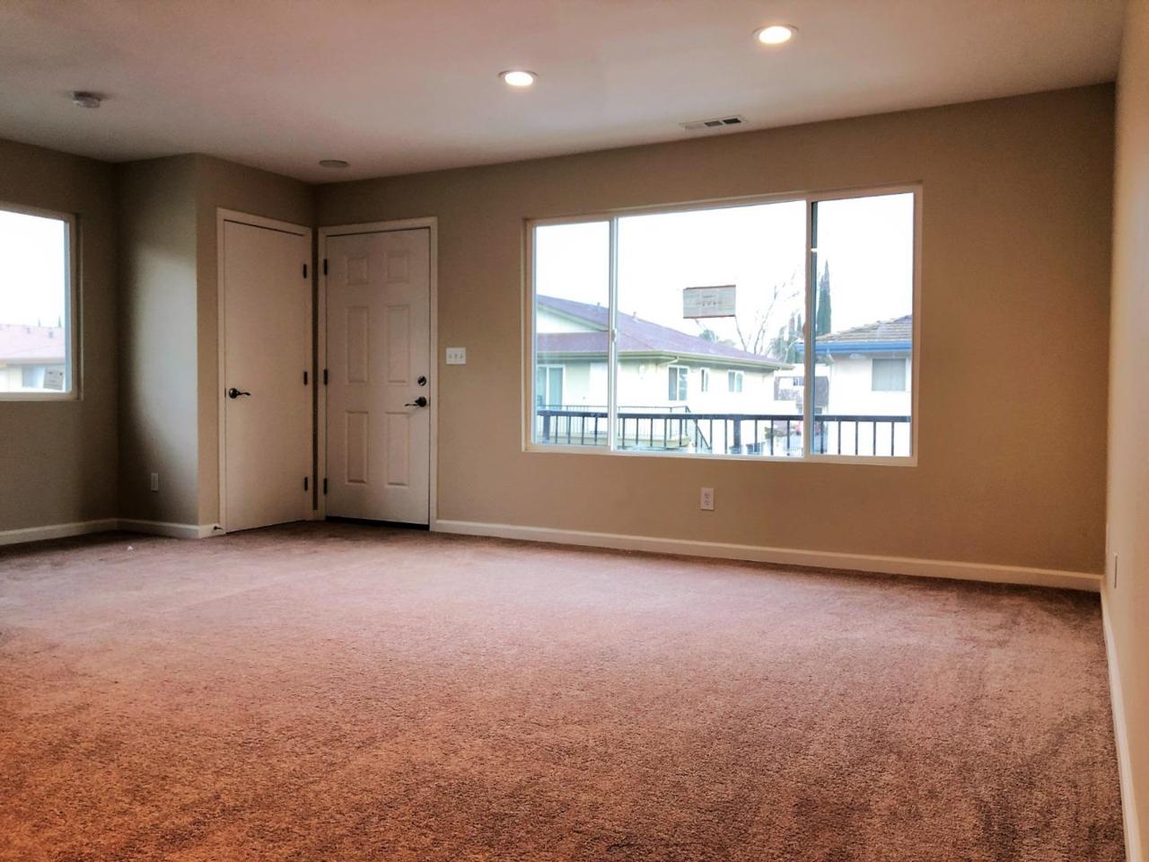 2205 Peppertree Way 4 - Photo 1