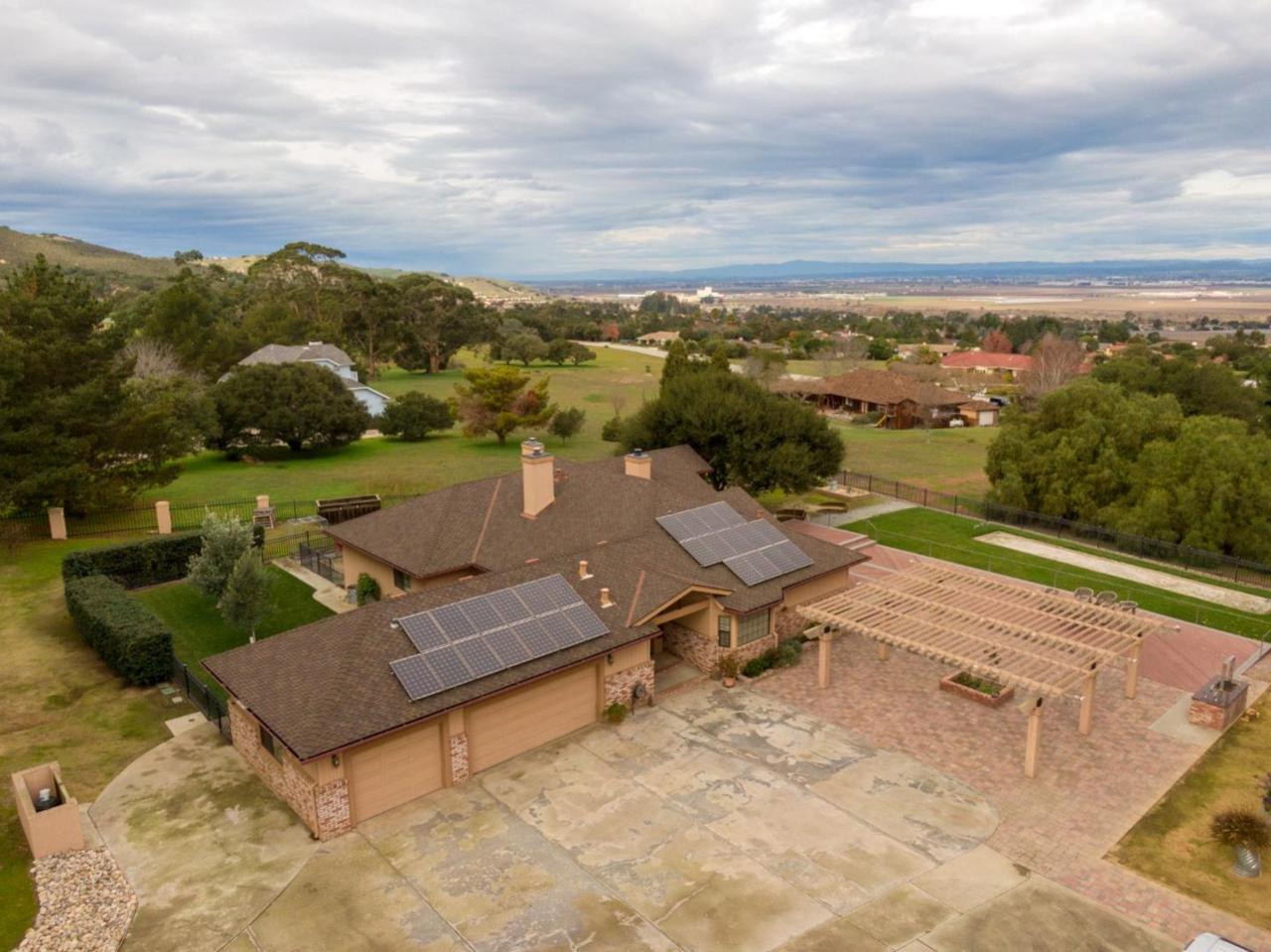 19615 Mesa Rd - Photo 1