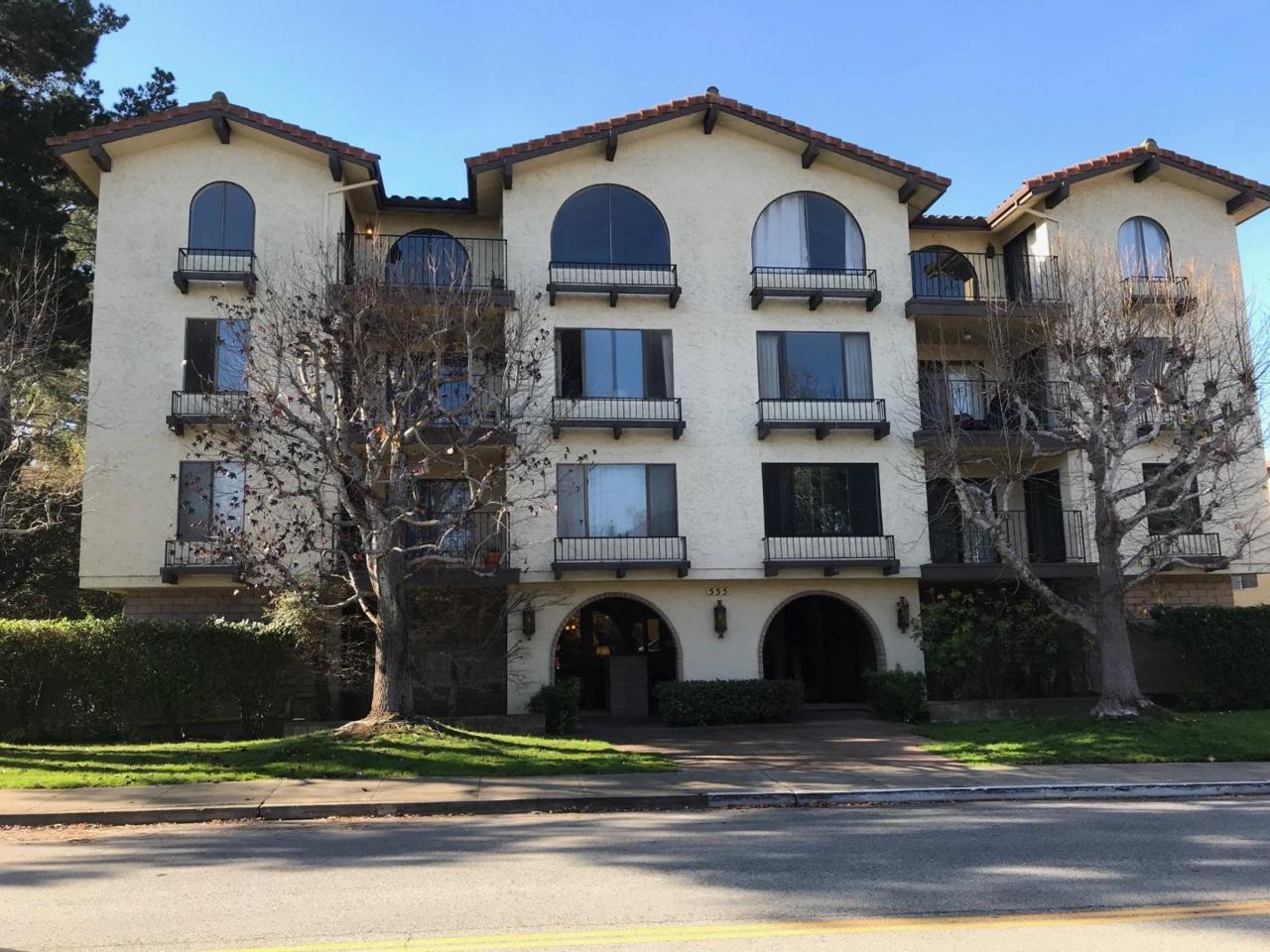 555 Palm Ave 103 - Photo 1