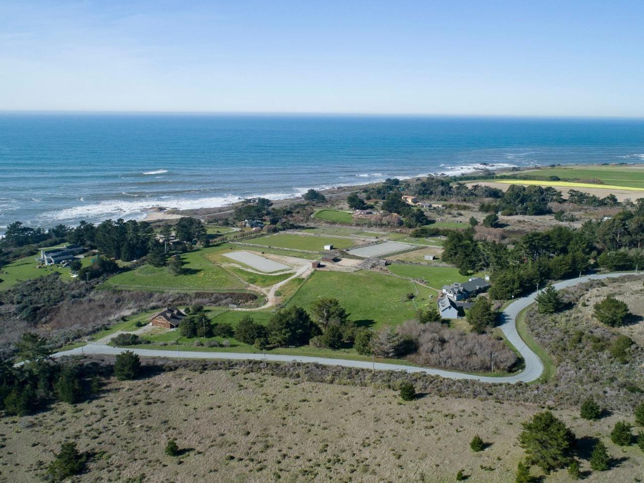 501 Bean Hollow Rd - Photo 1