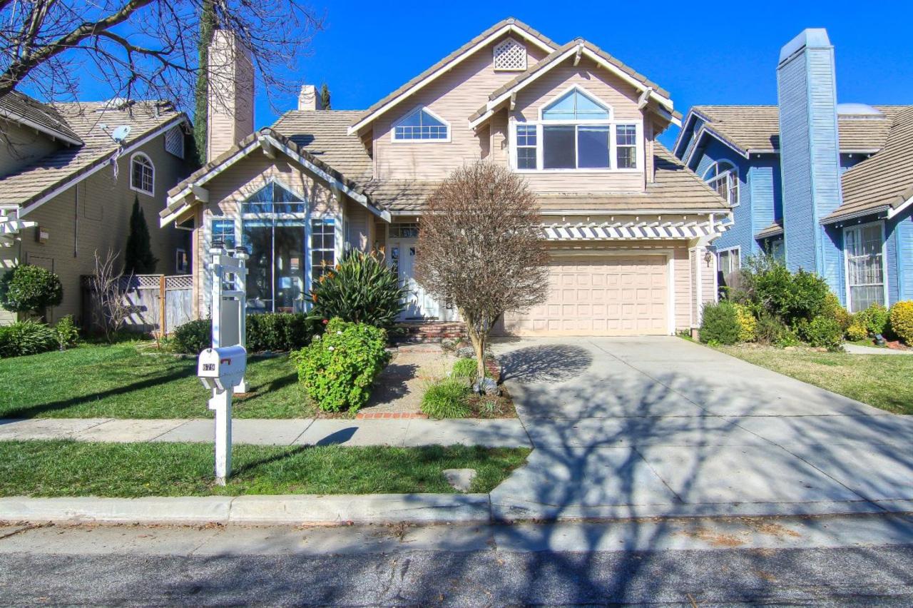 679 Briar Ranch Ln - Photo 1