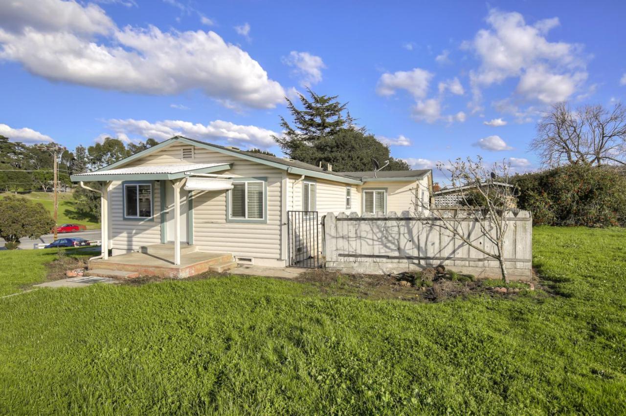 202 Hall Rd - Photo 1