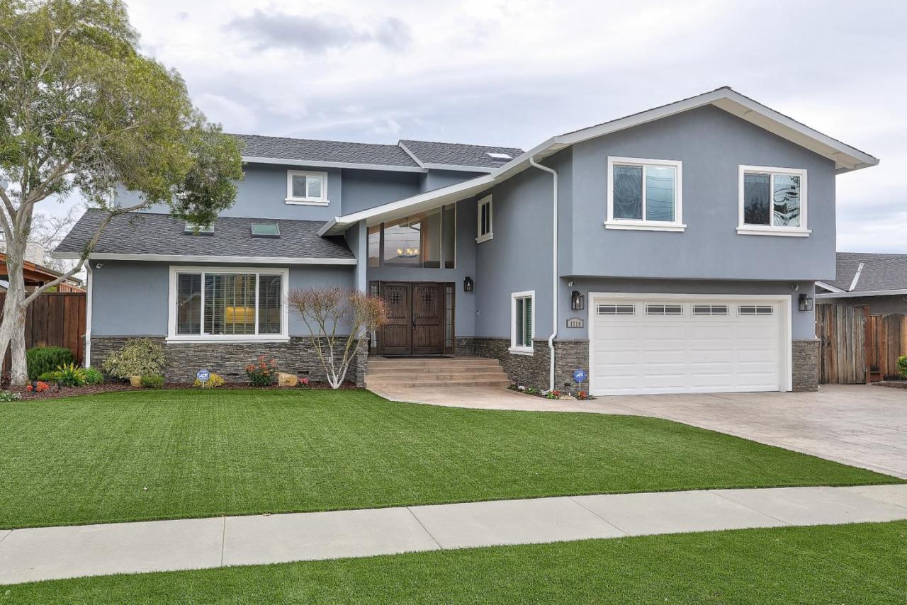 1715 Manitou Ct - Photo 1