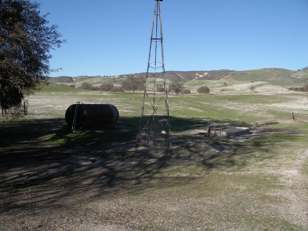 70255 New Pleyto Rd - Photo 1