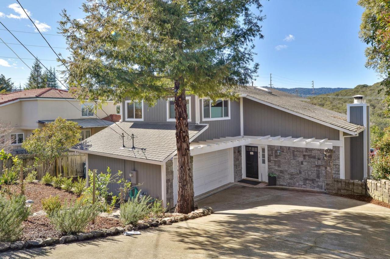 515 Oak Park Way - Photo 1