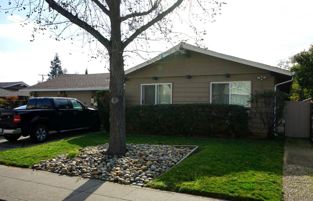 572 La Conner Dr - Photo 1