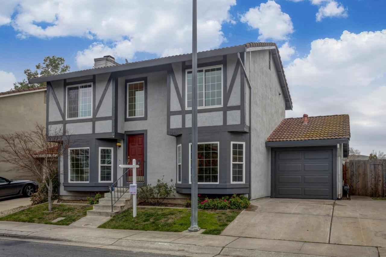 7287 Sleepy Creek Dr - Photo 1