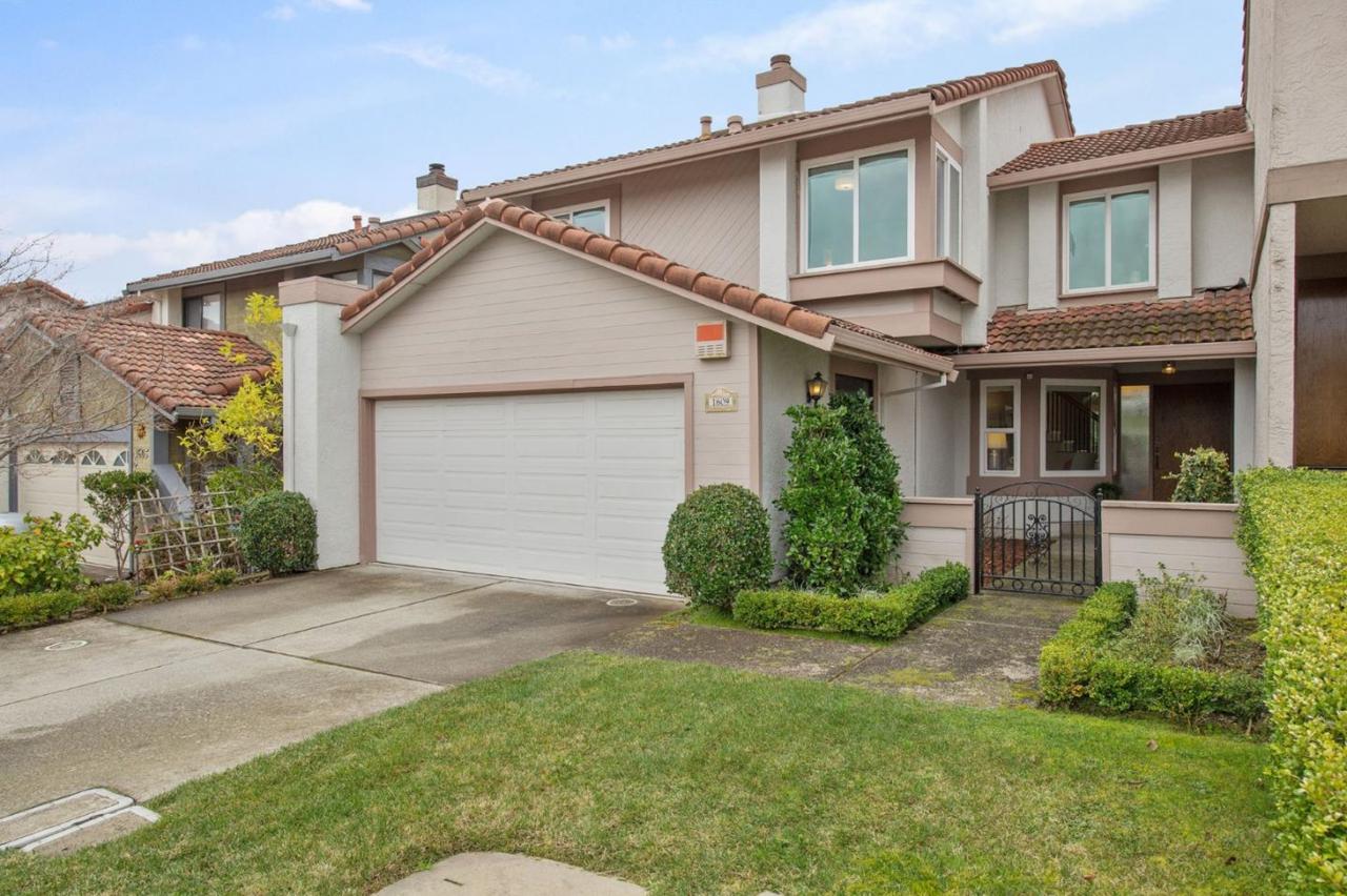 1609 De Anza Blvd - Photo 1