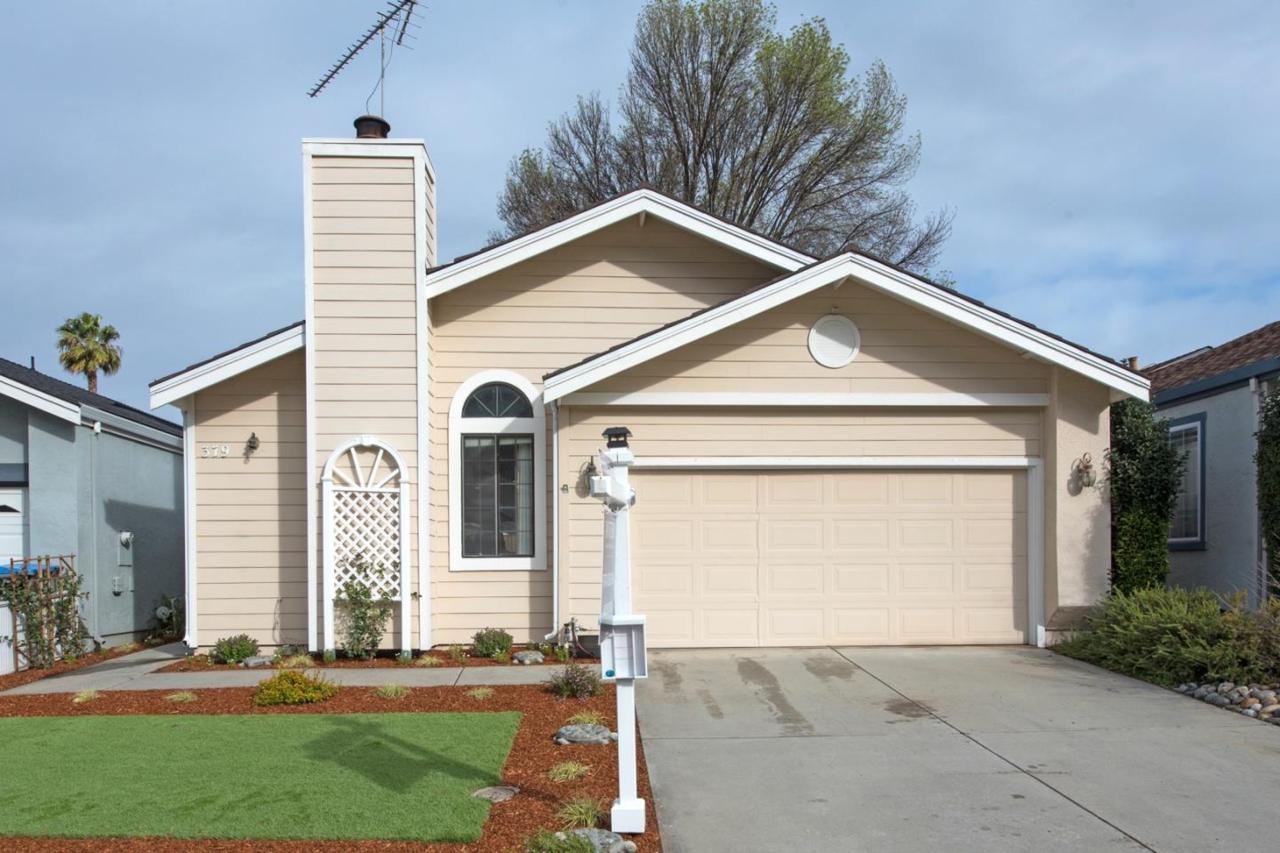 379 Brookmere Dr - Photo 1