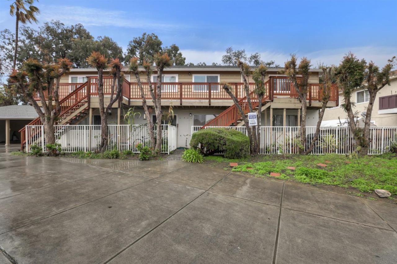 1838 Higdon Ave - Photo 1