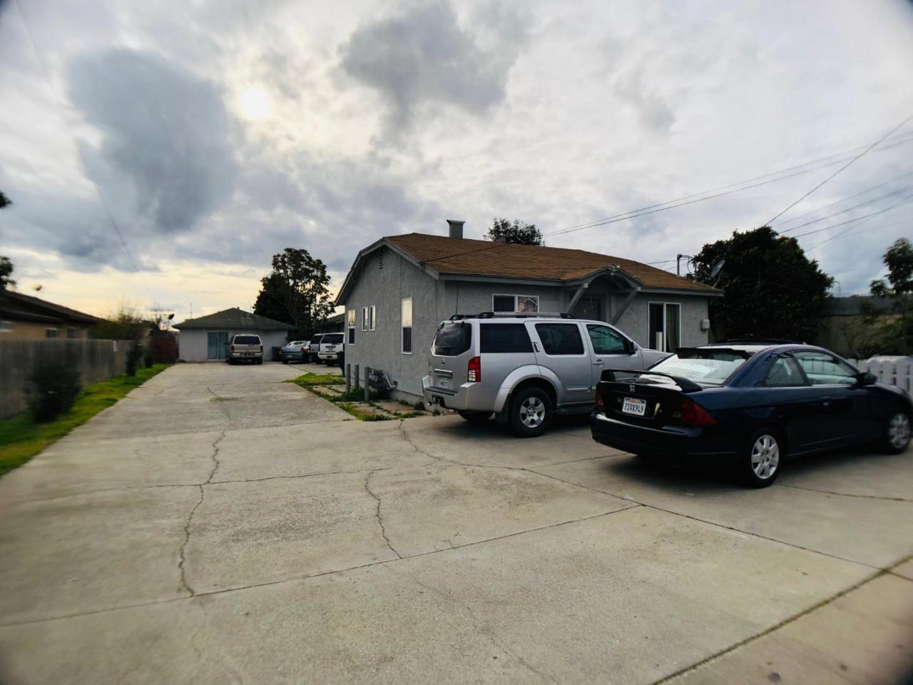 1112 D St - Photo 1