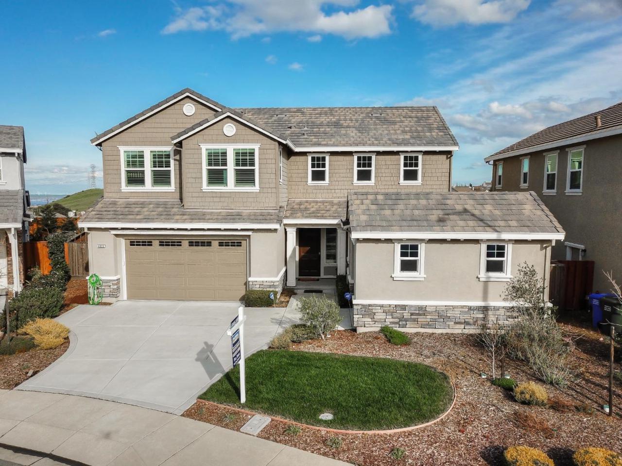 4033 Sarasta Bay Dr - Photo 1