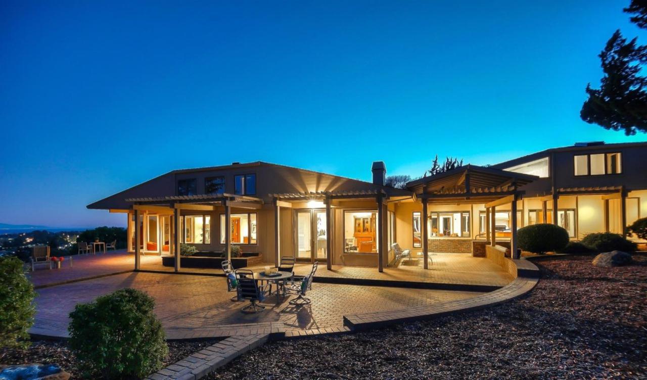 210 Little Creek Rd - Photo 1