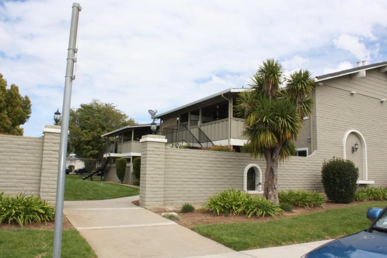 1231 Juniper Dr G - Photo 1