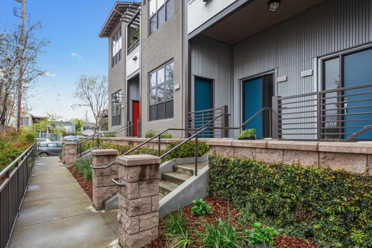 315 Bowsman Ct 150 - Photo 1