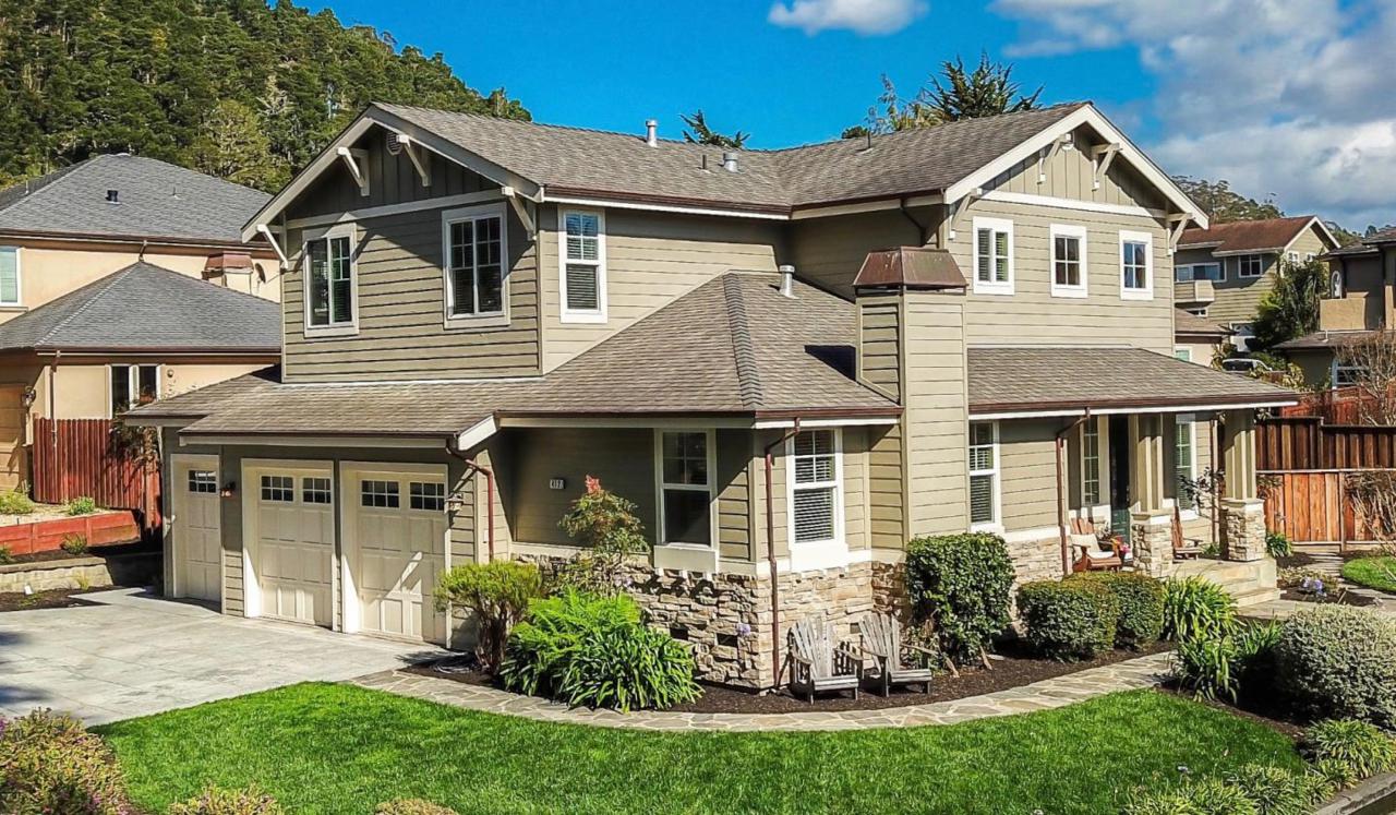 412 Magellan Ave - Photo 1