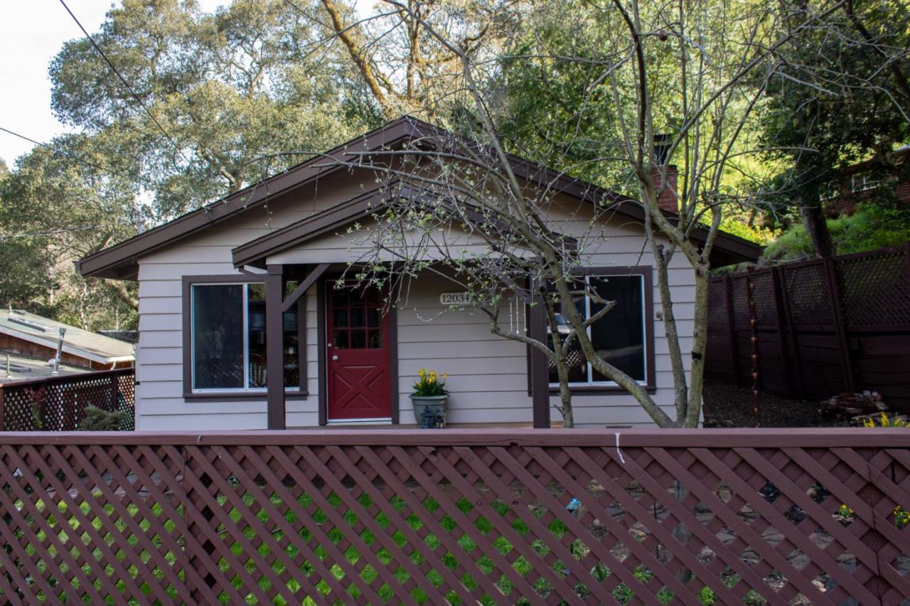 12034 Glenora Way - Photo 1